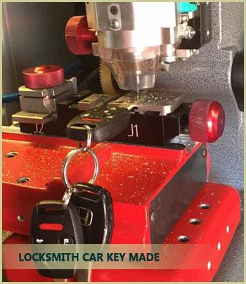 Neighborhood Locksmith Store Newtown Square, PA 610-422-2838 - car-key-made-68-1m