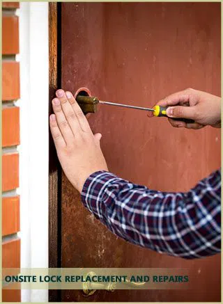 Neighborhood Locksmith Store Newtown Square, PA 610-422-2838 - lock-rep-cont-img